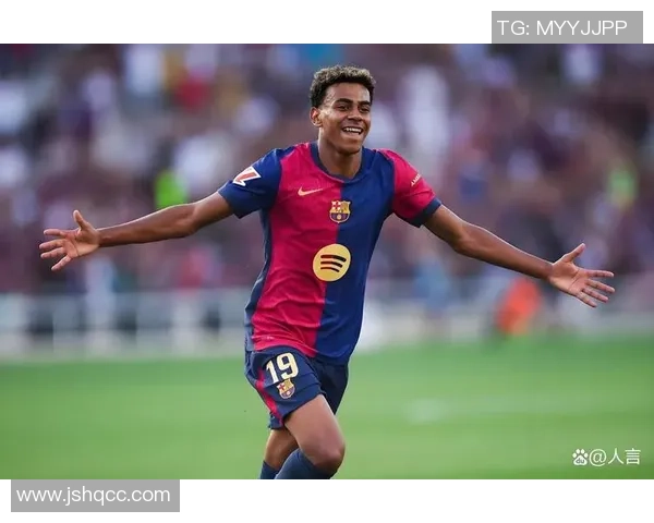 黑黄皮肤的足球明星有哪些他们在赛场上的辉煌成就与影响力分析