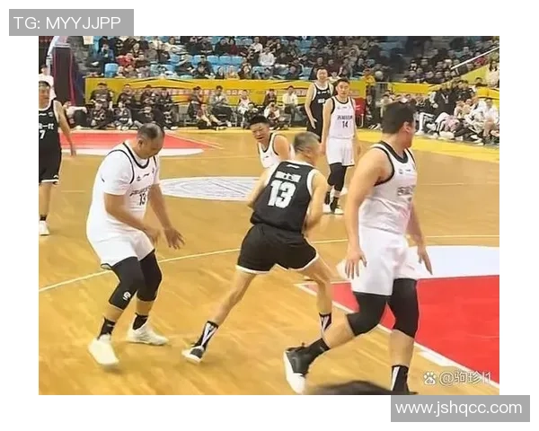 成都篮球队包夹战术解析与实战应用探讨