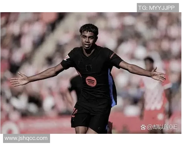 最强身体与足球明星的完美结合揭秘运动员如何塑造超凡体魄