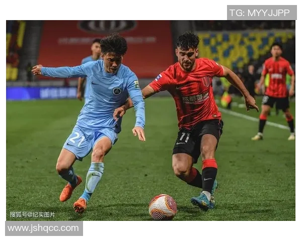 赛后分析:成都篮球队与深圳篮球队的战术意识与表现对比 赛后分析:成都篮球队与深圳篮球队的战术意识与表现对比